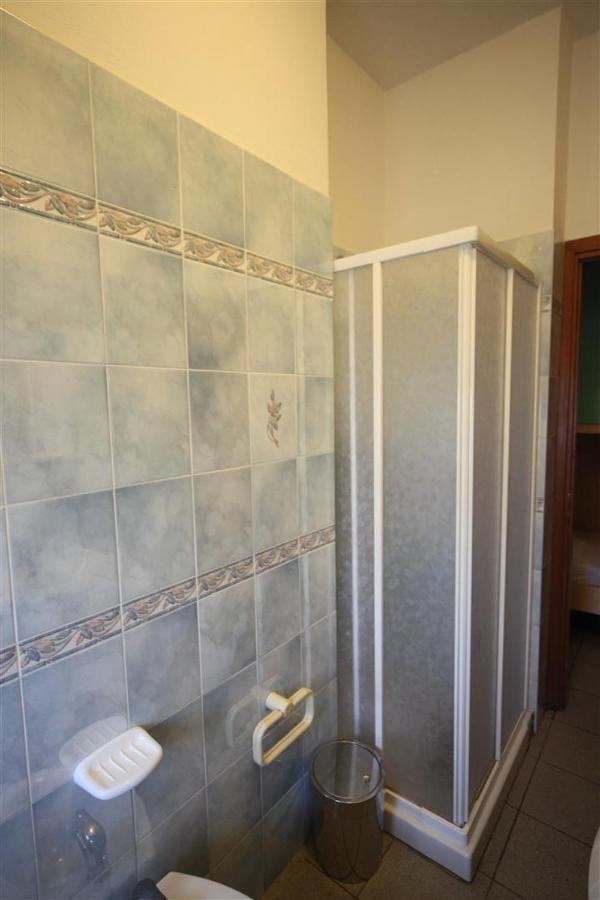 Complesso Oasi Apartamento Tirrenia Exterior foto